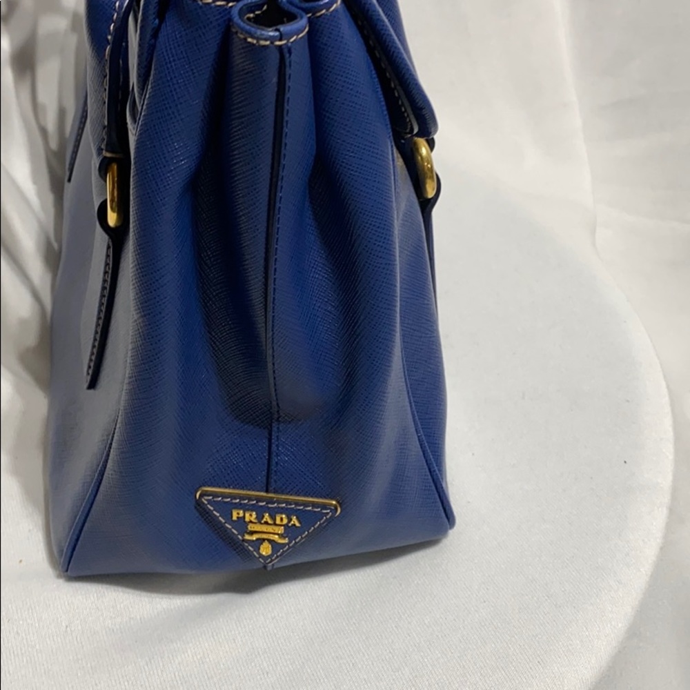Prada bag - Picture 5 of 9